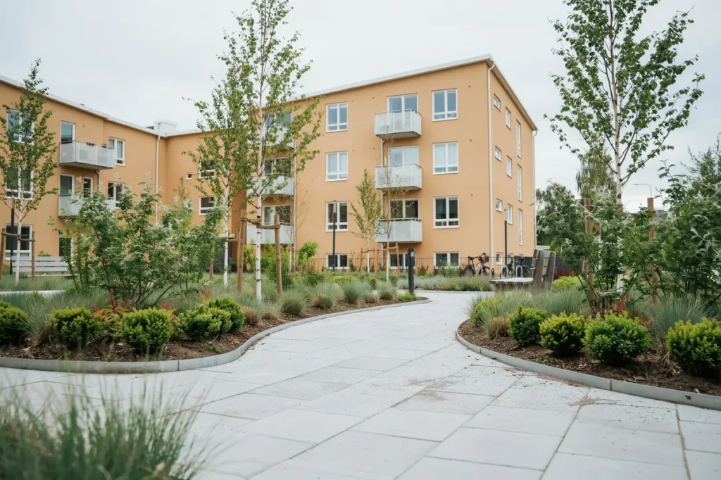 anl ggning av g ngv gar och planteringsytor vid bostadsr ttsf rening i stuvsta